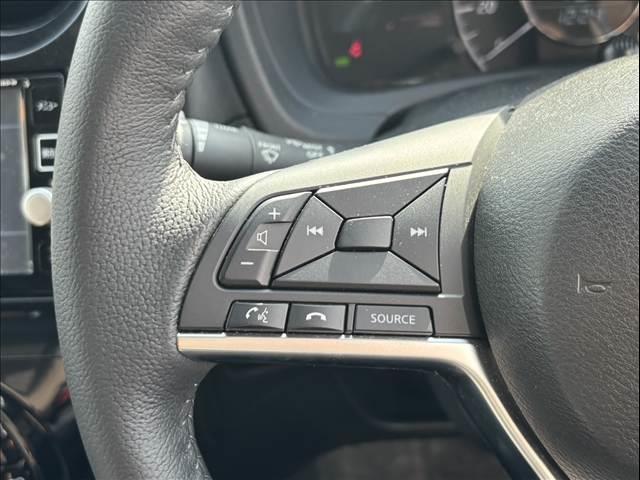 ノート ｅ－パワー　メダリスト　純正フルセグナビ　アラビュー　ＬＥＤヘッドライト　インテリジェントエマージェンシーブレーキ　ＥＴＣ　スマートキー　純正１５インチアルミ　合皮コンビシート　アームレスト　Ｐガ　ラス　フォグランプ（24枚目）