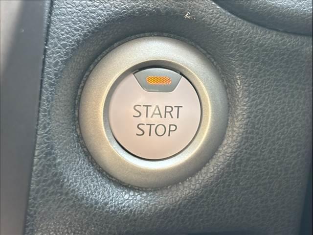 ノート ｅ－パワー　メダリスト　純正フルセグナビ　アラビュー　ＬＥＤヘッドライト　インテリジェントエマージェンシーブレーキ　ＥＴＣ　スマートキー　純正１５インチアルミ　合皮コンビシート　アームレスト　Ｐガ　ラス　フォグランプ（25枚目）