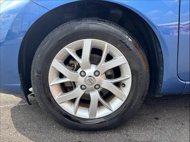 ノート ｅ－パワー　メダリスト　純正フルセグナビ　アラビュー　ＬＥＤヘッドライト　インテリジェントエマージェンシーブレーキ　ＥＴＣ　スマートキー　純正１５インチアルミ　合皮コンビシート　アームレスト　Ｐガ　ラス　フォグランプ（37枚目）