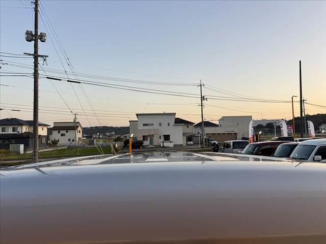 NV100クリッパーバン DX 禁煙 車検整備付 ハイルーフ 4WD CDデッキ ETC キーレス プライバシーガラス エアコン ABS 一体可倒式シート 塩ビシート アシストグリップ オーバーヘッドシェルフ ヒルスタートアシスト(36枚目)