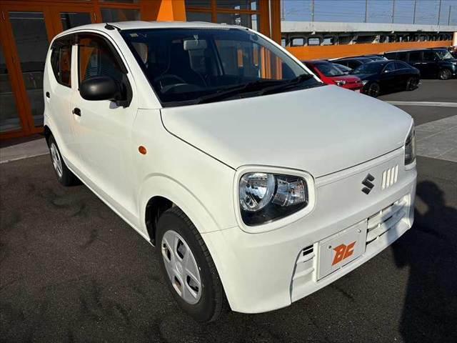 アルト F 禁煙 車検整備付き 純正オーディオ キーレス スペアキー マニュアルエアコン ACソケット フロアマット ドアバイザー SRSエアバッグ ふらつき防止 ヘッドライトレベライザー 純正ホイールキャップ(8枚目)