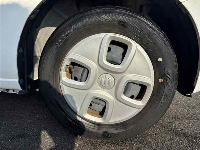 アルト F 禁煙 車検整備付き 純正オーディオ キーレス スペアキー マニュアルエアコン ACソケット フロアマット ドアバイザー SRSエアバッグ ふらつき防止 ヘッドライトレベライザー 純正ホイールキャップ(29枚目)