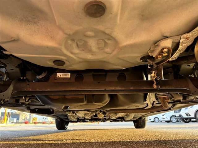 ヴィッツ Ｆ　セーフティーエディションＩＩＩ　禁煙　車検整備付　後期　純正ナビ　地デジＴＶ　バックカメラ　Ｂｌｕｅｔｏｏｔｈ　ビルトインＥＴＣ　オートＬＥＤヘッド　フォグ　スマートキー　Ｐスタート　セーフティセンス　オートハイビーム　Ｐガラス（44枚目）