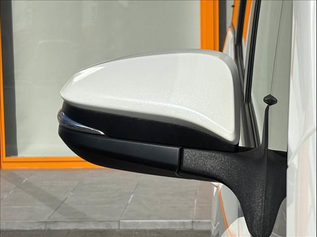 ノア Ｘ　禁煙　車検整備付　セーフティセンスＣ　７人　電動スライドドア　純正フルセグナビ　バックカメラ　ＥＴＣ　キーレス　スペアキー　Ｂｌｕｅｔｏｏｔｈ　ＤＶＤ再生　ＬＥＤ　ステリモ　オートエアコン（30枚目）