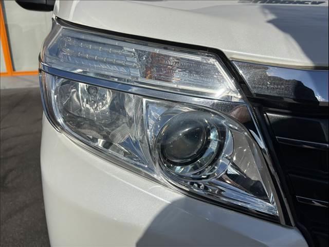 ノア Ｘ　禁煙　車検整備付　セーフティセンスＣ　７人　電動スライドドア　純正フルセグナビ　バックカメラ　ＥＴＣ　キーレス　スペアキー　Ｂｌｕｅｔｏｏｔｈ　ＤＶＤ再生　ＬＥＤ　ステリモ　オートエアコン（32枚目）