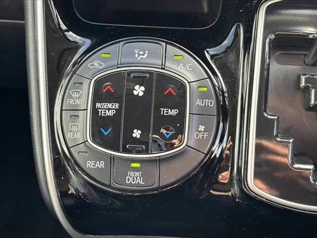 エスクァイア Ｇｉ　禁煙　車検整備付　両電　純正フルセグナビ　フリップダウン　クルコン　７人乗り　モデリスタアルミ　クルコン　シートヒーター　ＬＥＤ　スマートキー×２　オートライト　ＥＴＣ　バックカメラ　ステリモ（24枚目）