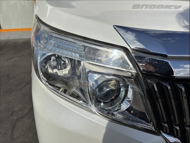 エスクァイア Ｇｉ　禁煙　車検整備付　両電　純正フルセグナビ　フリップダウン　クルコン　７人乗り　モデリスタアルミ　クルコン　シートヒーター　ＬＥＤ　スマートキー×２　オートライト　ＥＴＣ　バックカメラ　ステリモ（36枚目）