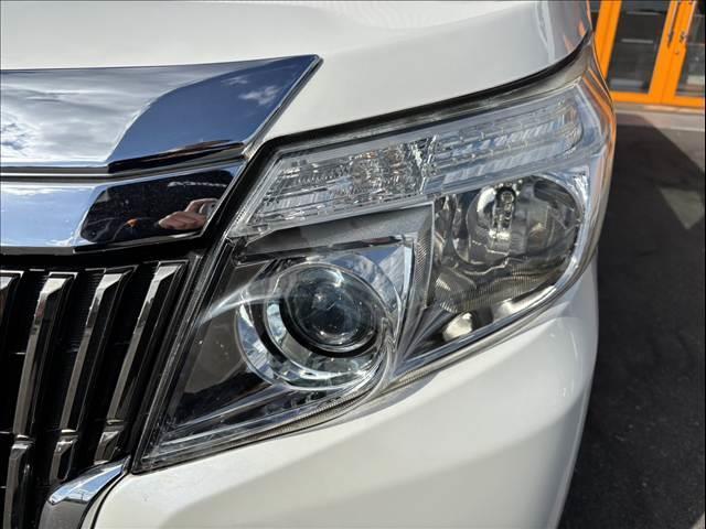 エスクァイア Ｇｉ　禁煙　車検整備付　両電　純正フルセグナビ　フリップダウン　クルコン　７人乗り　モデリスタアルミ　クルコン　シートヒーター　ＬＥＤ　スマートキー×２　オートライト　ＥＴＣ　バックカメラ　ステリモ（37枚目）