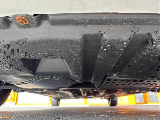 アクア Ｌ　後期　禁煙　車検整備付　セーフティセンス　ナビ　ＴＶ　バックカメラ　Ｂｌｕｅｔｏｏｔｈ　ＥＴＣ　オートハイビーム　オートエアコン　横滑り防止　キーレス　電格ミラー　チルトステアリング　バニティミラー（38枚目）