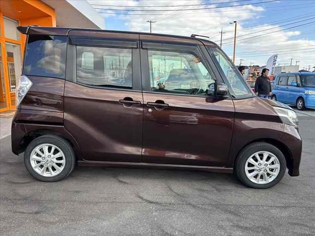 デイズルークス ハイウェイスター　Ｘ　純正ナビ　フルセグ　アラウンドビューＭ　電動スライド　ＨＩＤオートヘッド　Ａストップ　リアサンシェード　フロントフォグ　スマートキー　プッシュスタート　電動格納ミラー　ＩＳＯＦＩＸ　１４インチアルミ（11枚目）