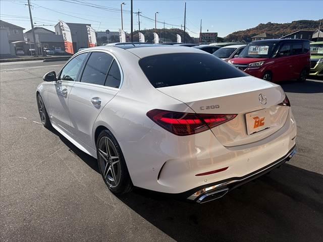 Ｃクラス Ｃ２００アバンギャルド　ＡＭＧライン　禁煙１１．９型ナビ　パノラミックルーフ　全方位カメラ　ブルメスターサウンド　黒革シート　レーダーセーフティ　メモリ付きＰシート　パワートランク　スマートキー　ＢＳＭ　レーンキープ　ＬＥＤ（13枚目）