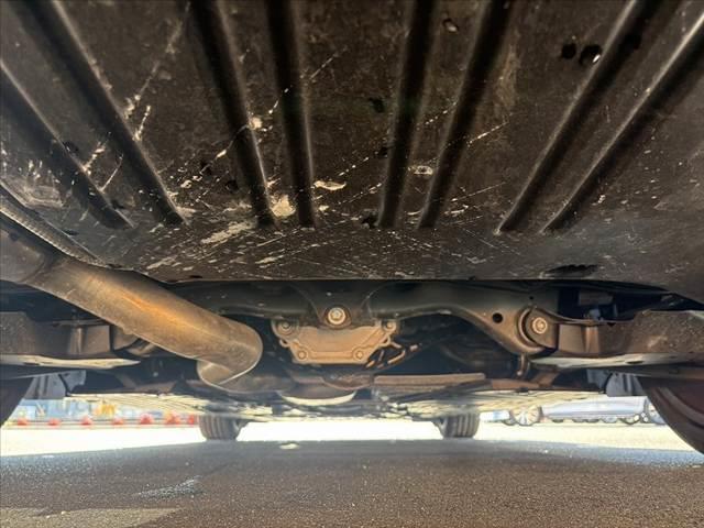 Ｃクラス Ｃ２００アバンギャルド　ＡＭＧライン　禁煙１１．９型ナビ　パノラミックルーフ　全方位カメラ　ブルメスターサウンド　黒革シート　レーダーセーフティ　メモリ付きＰシート　パワートランク　スマートキー　ＢＳＭ　レーンキープ　ＬＥＤ（46枚目）