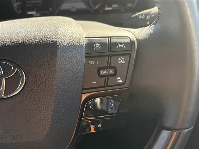 アルファード Ｚ　禁煙　モデリスタエアロ　１４型ナビ　１３．２後席モニター　左右独立ムーンルーフ　全方位Ｍ　クリソナ　セーフティセンス　３眼ＬＥＤヘッド　ベンチレーション　シートヒーター　合皮レザーシート　ＢＳＭ（28枚目）