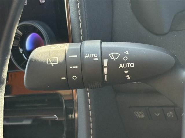 アルファード Ｚ　禁煙　モデリスタエアロ　１４型ナビ　１３．２後席モニター　左右独立ムーンルーフ　全方位Ｍ　クリソナ　セーフティセンス　３眼ＬＥＤヘッド　ベンチレーション　シートヒーター　合皮レザーシート　ＢＳＭ（29枚目）