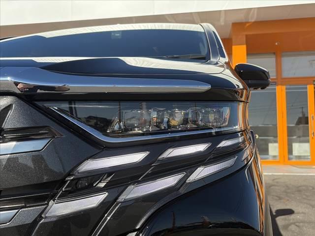 アルファード Ｚ　禁煙　モデリスタエアロ　１４型ナビ　１３．２後席モニター　左右独立ムーンルーフ　全方位Ｍ　クリソナ　セーフティセンス　３眼ＬＥＤヘッド　ベンチレーション　シートヒーター　合皮レザーシート　ＢＳＭ（37枚目）