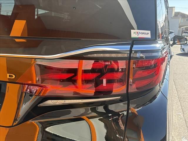 アルファード Ｚ　禁煙　モデリスタエアロ　１４型ナビ　１３．２後席モニター　左右独立ムーンルーフ　全方位Ｍ　クリソナ　セーフティセンス　３眼ＬＥＤヘッド　ベンチレーション　シートヒーター　合皮レザーシート　ＢＳＭ（39枚目）