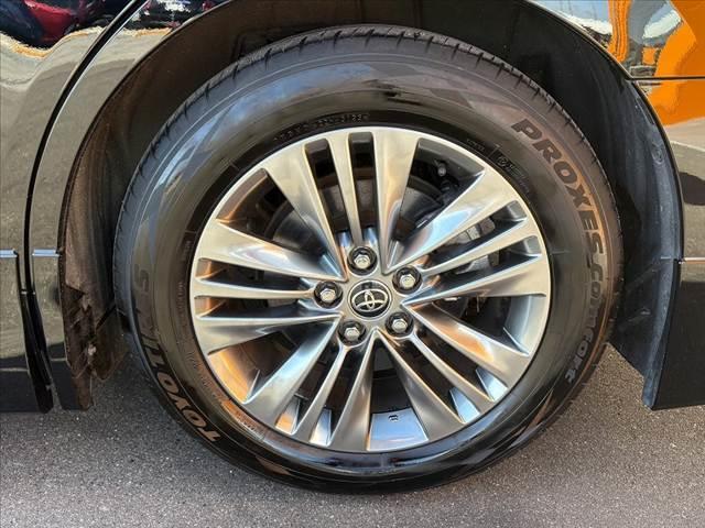 アルファード Ｚ　禁煙　モデリスタエアロ　１４型ナビ　１３．２後席モニター　左右独立ムーンルーフ　全方位Ｍ　クリソナ　セーフティセンス　３眼ＬＥＤヘッド　ベンチレーション　シートヒーター　合皮レザーシート　ＢＳＭ（42枚目）