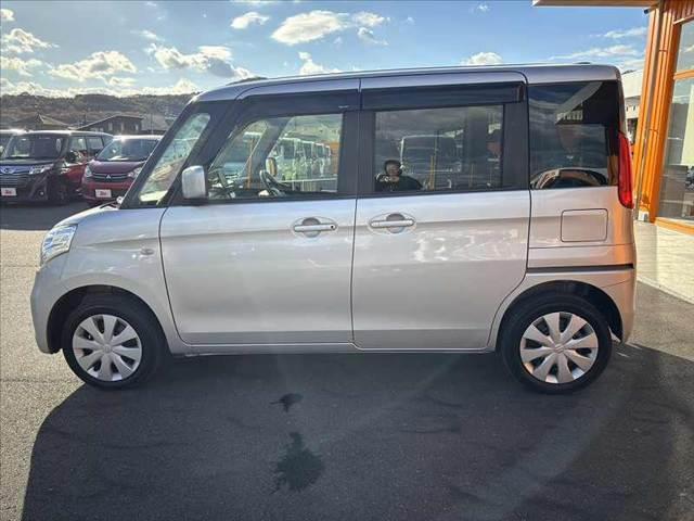 スペーシア G 禁煙 車検整備付 後期 オーディオ Bluetooth Pスタート スマートキー×2 オートエアコン シートヒーター レベライザー アームレスト 電格ミラー バニティミラー サイドバイザー(12枚目)