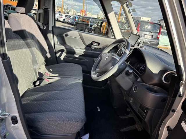 スペーシア G 禁煙 車検整備付 後期 オーディオ Bluetooth Pスタート スマートキー×2 オートエアコン シートヒーター レベライザー アームレスト 電格ミラー バニティミラー サイドバイザー(16枚目)