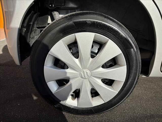 スペーシア G 禁煙 車検整備付 後期 オーディオ Bluetooth Pスタート スマートキー×2 オートエアコン シートヒーター レベライザー アームレスト 電格ミラー バニティミラー サイドバイザー(34枚目)