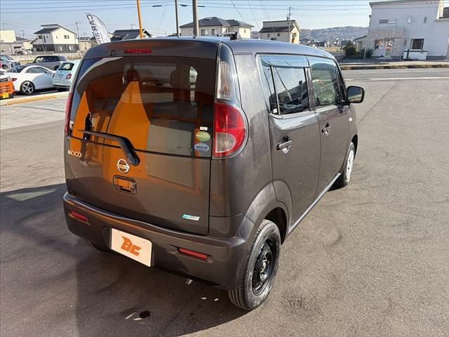 モコ S 禁煙 車検整備付 後期 ナビ 地デジ Pスタート スマートキー ETC Aストップ スペアキー レベライザー Pガラス 電格 バニティミラー アームレスト サイドバイザー SRS(15枚目)