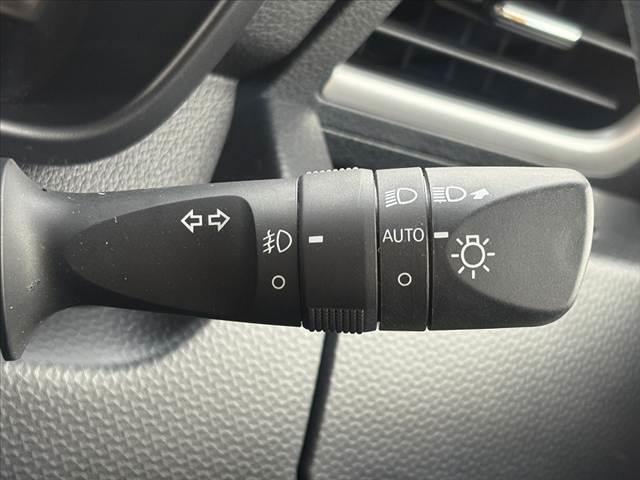 トール カスタムG ターボ 禁煙 車検整備付 後期 9インチナビ フルセグ パノラマモニター 両側電動スライド LEDヘッドライト 置くだけ充電 ステリモ ターボ Fフォグ Bluetooth ETC クルコン スマートキー(26枚目)