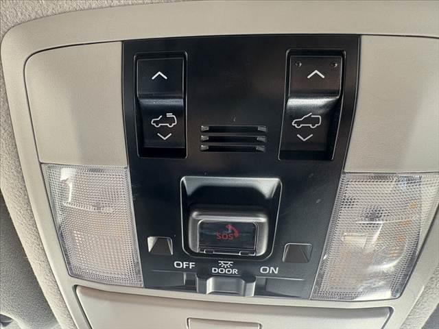 ランドクルーザープラド TX Lパッケージ・ブラックエディション 禁煙 車検整備付 ムーンルーフ メーカーナビ マルチテレインモニター クリアランスソナー BSM ブラックルーフレール ETC2.0 BT フルセグTV セーフティセンス レーダークルーズ(32枚目)