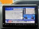 　禁煙　７人乗り　９インチナビ　１０．１インチフリップダウンモニター　フルセグＴＶ　Ｂカメラ　ＢＴ　ＤＶＤ再生　両電スラドア　セーフティセンス　クルコン　ドラレコ　ビルトインＥＴＣ　オートＬＥＤヘッド（23枚目）