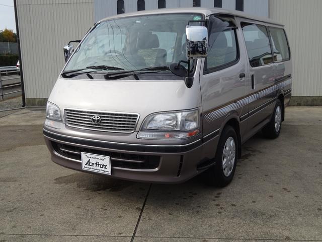 ハイエースワゴン スーパーカスタム　５速マニュアル車　ガレージ保管車　禁煙　ワンオーナー車　過去整備記録簿あり　３リッターディーゼルターボ　下回り画像　下回り防錆塗装施工済（16枚目）