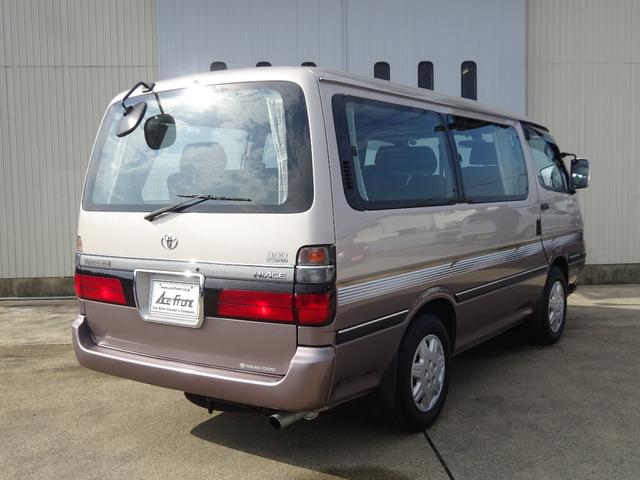 ハイエースワゴン スーパーカスタム　５速マニュアル車　ガレージ保管車　禁煙　ワンオーナー車　過去整備記録簿あり　３リッターディーゼルターボ　下回り画像　下回り防錆塗装施工済（22枚目）