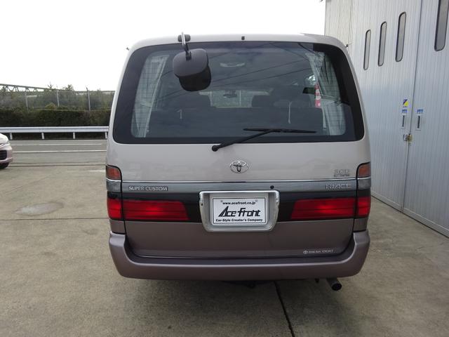 ハイエースワゴン スーパーカスタム　５速マニュアル車　ガレージ保管車　禁煙　ワンオーナー車　過去整備記録簿あり　３リッターディーゼルターボ　下回り画像　下回り防錆塗装施工済（24枚目）