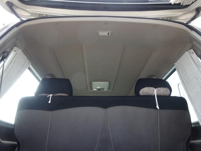 ハイエースワゴン スーパーカスタム　５速マニュアル車　ガレージ保管車　禁煙　ワンオーナー車　過去整備記録簿あり　３リッターディーゼルターボ　下回り画像　下回り防錆塗装施工済（34枚目）