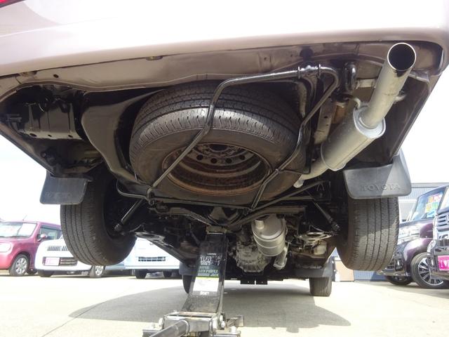 ハイエースワゴン スーパーカスタム　５速マニュアル車　ガレージ保管車　禁煙　ワンオーナー車　過去整備記録簿あり　３リッターディーゼルターボ　下回り画像　下回り防錆塗装施工済（53枚目）