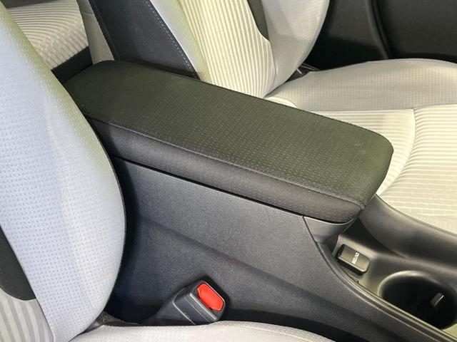 S トヨタセーフティサポート 純正ナビ バックカメラ レーダークルーズコントロール ステアリングスイッチ 車線逸脱警報 ETC スマートキー プッシュスタート オートハイビーム LEDヘッドライト(55枚目)