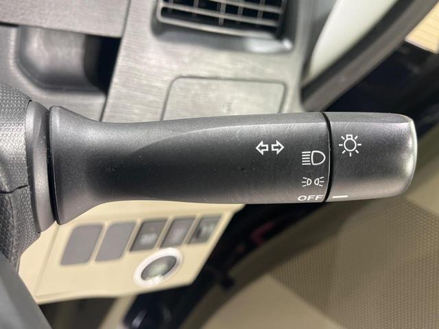 X スマートキー オートエアコン ドラレコ ETC 電動オート格納ミラー 革巻きステアリング 純正アルミ プライバシーガラス アイドリングストップ 純正オーディオ 禁煙車(33枚目)