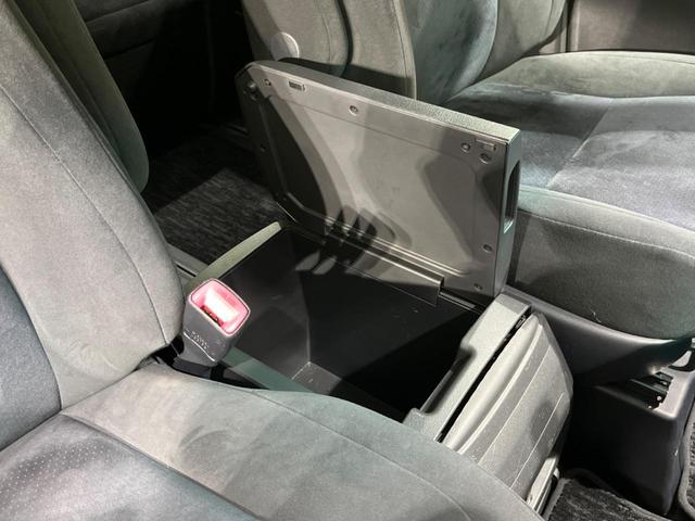 2.4Z プラチナセレクションII HDDナビ バックカメラ 両側電動ドア パワーバックドア コーナーセンサー ETC リアオートエアコン スマートキー フルセグ AUX再生 純正18インチアルミ オートライト フロントフォグ(34枚目)