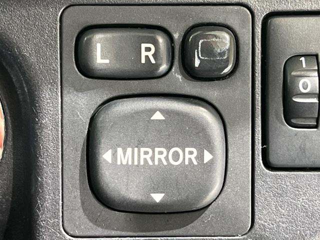 G メモリナビ フルセグ CD・DVD再生 バックカメラ シートヒーター スマートキー LEDヘッド オートエアコン ETC 15インチアルミ LEDフォグ プライバシーガラス Bluetooth再生(31枚目)