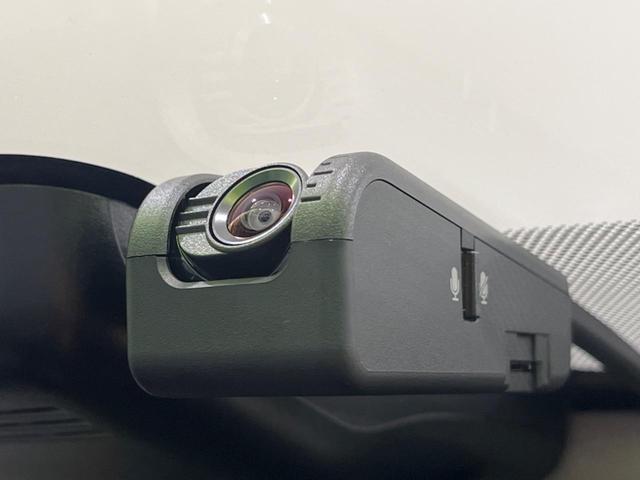 Ｇ　純正８型ディスプレイオーディオ　バックカメラ　衝突軽減装置　レーダークルーズ　ＥＴＣ　ドラレコ　オートエアコン　スマートキー　オートホールド　オートライト　Ｂｌｕｅｔｏｏｔｈ再生　ＵＳＢ接続(5枚目)