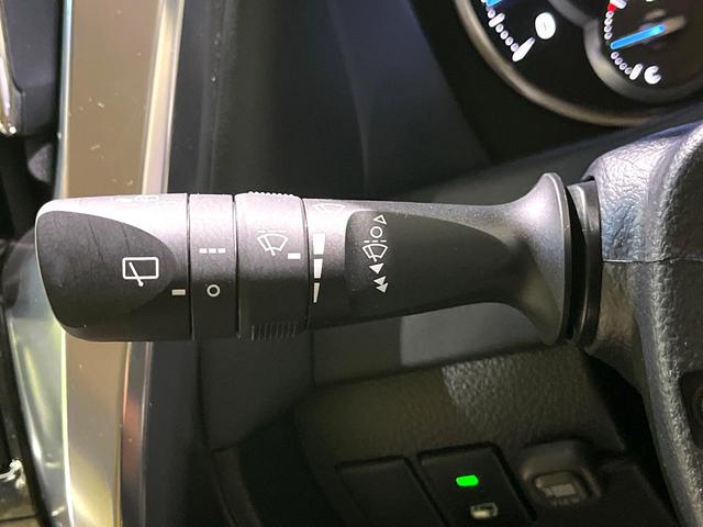 ヴェルファイア ２．５Ｘ　禁煙車　純正９型ナビ　フリップダウンモニター　後期型　レーダークルーズコントロール　両側パワースライドドア　Ｂｌｕｅｔｏｏｔｈ　バックカメラ　リアオートエアコン　ＬＥＤヘッドライト　ＥＴＣ（31枚目）