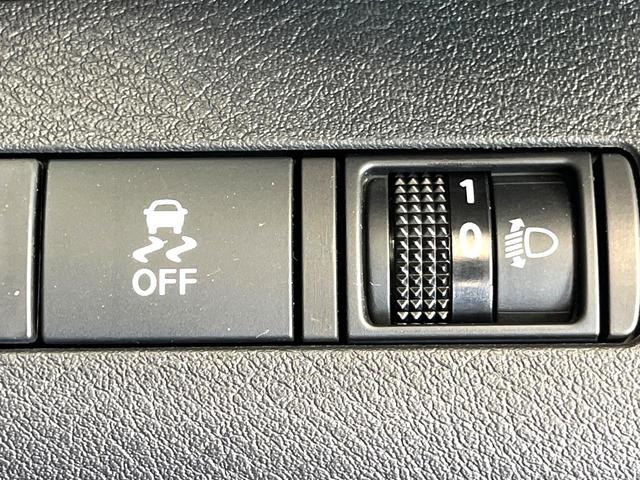 キックス Ｘ　禁煙車　純正９型ナビ　全周囲カメラ　プロパイロット　デジタルインナーミラー　ＥＴＣ　Ｂｌｕｅｔｏｏｔｈ　ＬＥＤヘッド／フォグ　革巻きステアリング　純正１７インチアルミ　コーナーセンサー　スマートキー（38枚目）