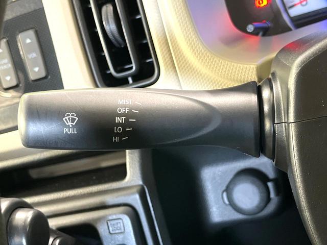 アルト Ｌ　禁煙車　オーディオ　衝突被害軽減　レーンキープ　シートヒーター　コーナーセンサー　オートライト　アイドリングストップ　トラクションコントロール　ヘッドライトレベライザー　盗難防止装置（24枚目）