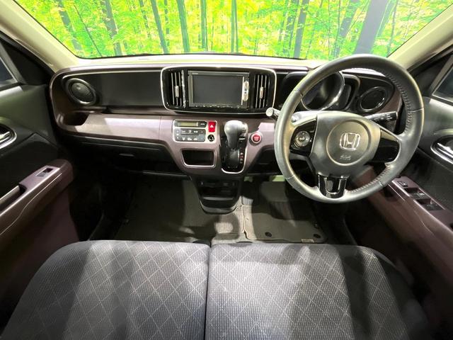 Ｎ－ＯＮＥ プレミアム　ＳＳパッケージ　純正ＳＤナビ　バックカメラ　衝突被害軽減システム　禁煙車　ドラレコ　スマートキー　ＨＩＤヘッド　ＥＴＣ　オートライト　オートエアコン　純正１４インチアルミ　Ｂｌｕｅｔｏｏｔｈ　ＣＤ　ＤＶＤ再生（2枚目）