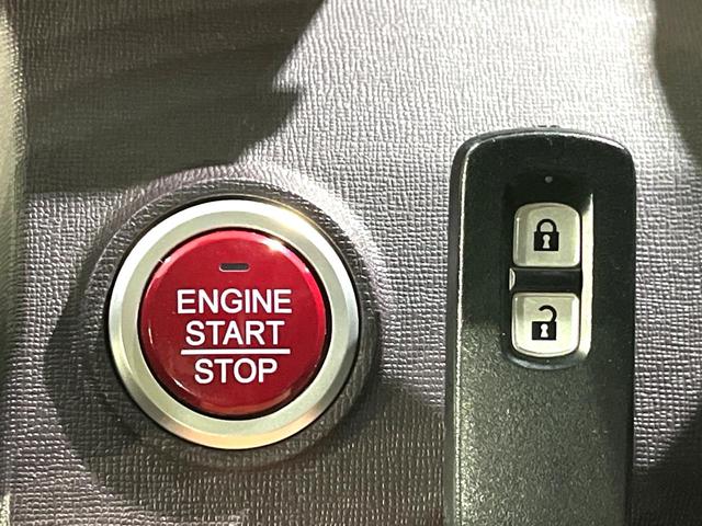 Ｎ－ＯＮＥ プレミアム　ＳＳパッケージ　純正ＳＤナビ　バックカメラ　衝突被害軽減システム　禁煙車　ドラレコ　スマートキー　ＨＩＤヘッド　ＥＴＣ　オートライト　オートエアコン　純正１４インチアルミ　Ｂｌｕｅｔｏｏｔｈ　ＣＤ　ＤＶＤ再生（21枚目）