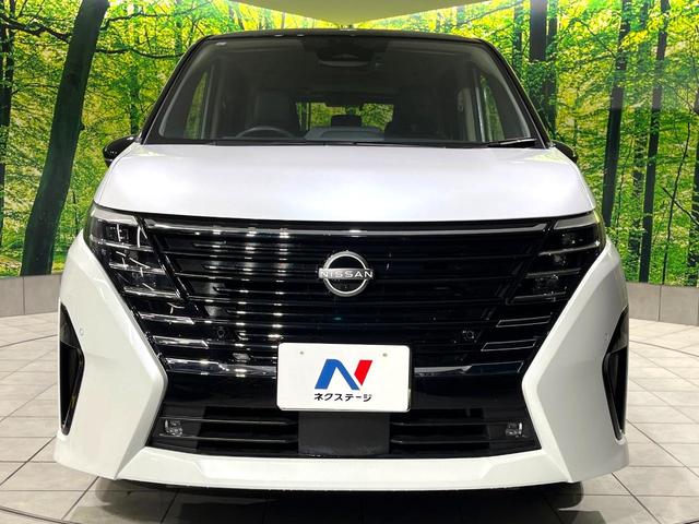 セレナ ｅ－パワー　ハイウェイスターＶ　禁煙車　プロパイロット　純正９型ナビ　フリップダウンモニター　両側電動スライドドア　全周囲カメラ　デジタルインナーミラー　ブラインドスポットモニター　ＬＥＤヘッド／フォグ　ＥＴＣ　ロールサンシェード（15枚目）