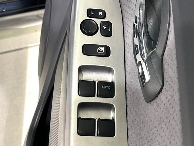 ワゴンR FX-Sリミテッド 禁煙車 SDナビ バックカメラ スマートキー 純正14インチアルミ 革巻きステアリング 電動格納ミラー パワーウィンドウ アームレスト 盗難防止装置 ドアバイザー ヘッドライトレベライザー(6枚目)