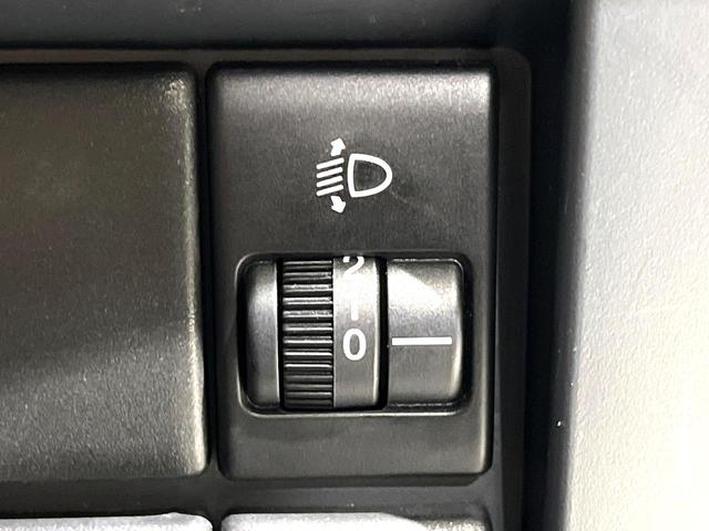 ワゴンR FX-Sリミテッド 禁煙車 SDナビ バックカメラ スマートキー 純正14インチアルミ 革巻きステアリング 電動格納ミラー パワーウィンドウ アームレスト 盗難防止装置 ドアバイザー ヘッドライトレベライザー(34枚目)