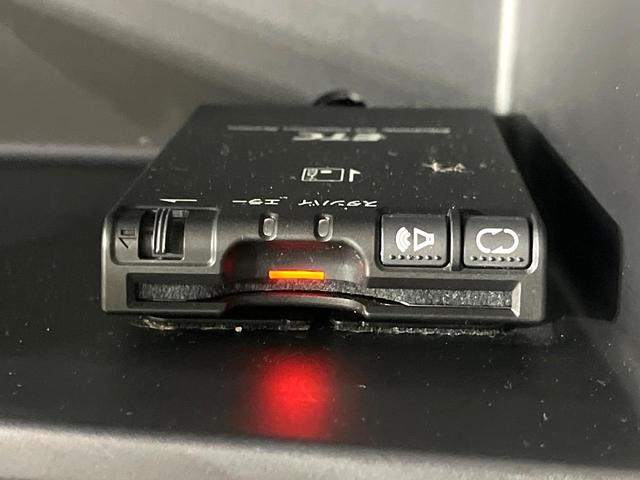 デイズ J 禁煙車 純正ナビ ETC Blutooth再生 電動格納ミラー フルセグTV エアコン ダイヤル式レベライザー 盗難防止装置 プライバシーガラス CD/DVD再生(4枚目)