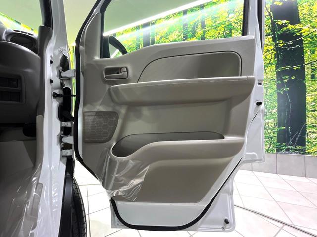 エブリイ ＰＡリミテッド　禁煙車　セーフティサポート　コーナーセンサー　オートハイビーム　オートライト　車線逸脱警報　パワーウィンドウ　アイドリングストップ　オーディオ　ヘッドライトレベライザー（32枚目）