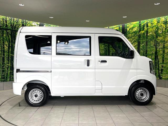 エブリイ ＰＡリミテッド　禁煙車　セーフティサポート　コーナーセンサー　オートハイビーム　オートライト　車線逸脱警報　パワーウィンドウ　アイドリングストップ　オーディオ　ヘッドライトレベライザー（41枚目）