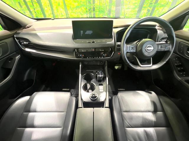 エクストレイル X e-4ORCE 禁煙車 4WD プロパイロット 純正12.3型ナビ 全周囲カメラ 100V電源 ブラインドスポットモニター デジタルインナーミラー メモリー付きパワーシート シートヒーター LEDヘッド ETC2.0(2枚目)